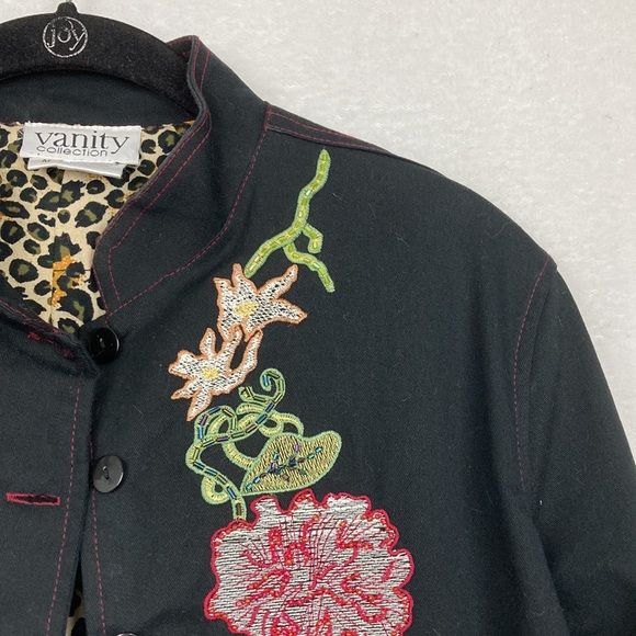Vanity Collections Women’s Floral Embroidered Beaded Jacket sz Medium - Picture 4 of 14